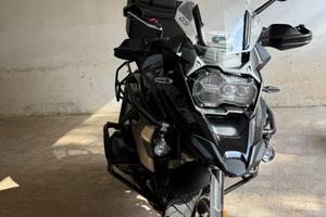 BMW R 1250 Gs triple black