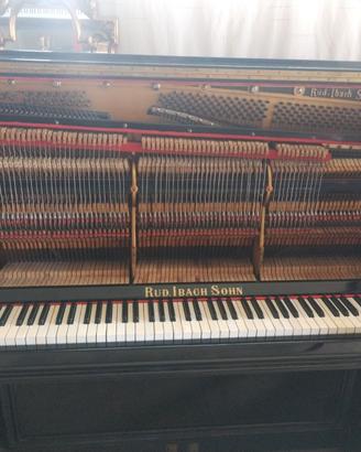 Pianoforte verticale
