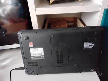 Toschiba Satellite C850-19D + alimentatore.