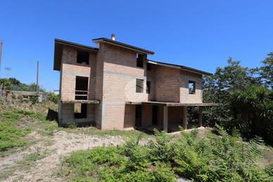 CASA INDIPENDENTE A TORTORETO
