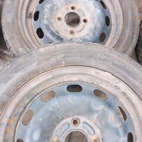 2 cerchi ferro 15 Ford Fiesta 195 50 15 Kumho 2023