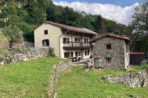 Casa bicamere con giardino e deposito