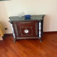 Mobile legno e marmo verde