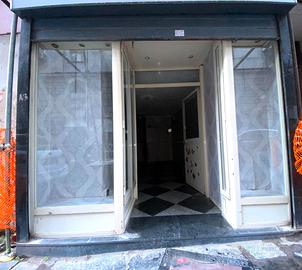 Via giacomo savarese-locale commerciale rendita 4