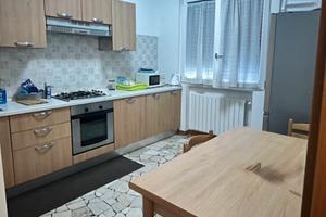 Stanza in appartamento Buccinasco