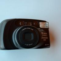 Macchina fotografica brava yashika zoomate 105