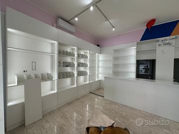Locale commerciale - pronto all'uso