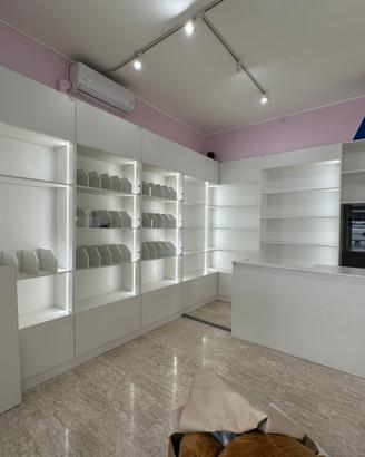 Locale commerciale - pronto all'uso
