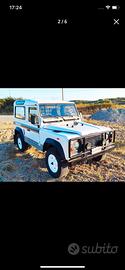 Defender 90 con motore nuovo