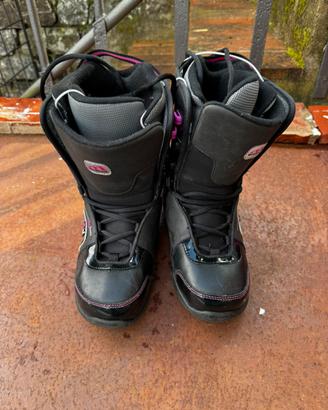 Scarpincini nuovi per snow. B