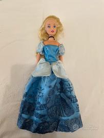 Barbie principessa Cenerentola Simba Toys anni2000