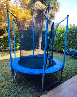 tappeto elastico salta -salta