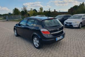 Opel Astra 1,3 CDTI 