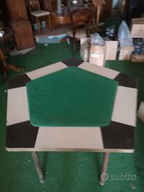 Tavolo pentagonale da gioco vintage