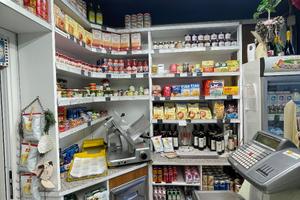 Negozio alimentare attività commerciale