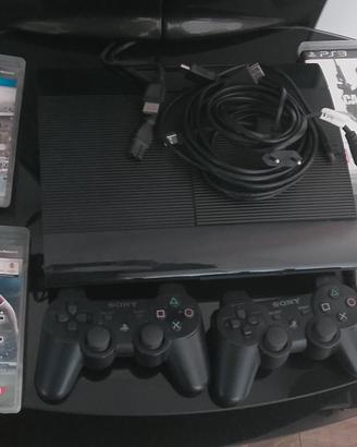 PS3 ultra slim 12gb 2 pad e 7 giochi