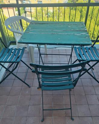 Tavolino da esterno 