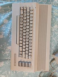 Commodore C64 + 60 Programmi