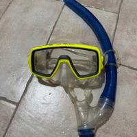 Maschera e boccaglio snorkel