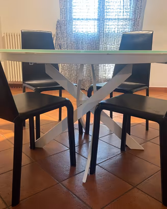 Tavolo Bontempi "Barone" + 4 sedie - RITIRO A MANO