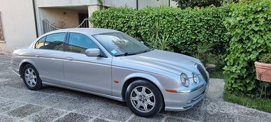 Jaguar S Type 3.0 V6
