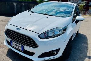 Ford Fiesta 1.0 EcoBoost 100CV AUTOMATICA!! !!!