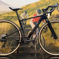 Bici gravel CANNNONDALE Topatone carbon