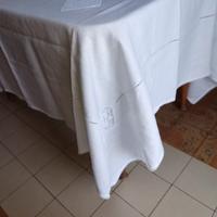 tovaglia lino  confezionata mano senza tovaglioli 