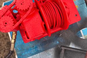 A221 - Argano Idraulico