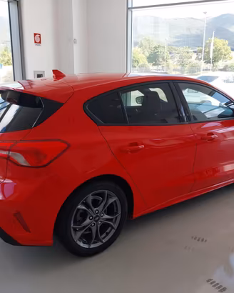 Ford Focus 1.0 Ecoboost 125 Cv St Line