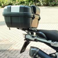 Bmw R1250GS bauletto 2 caschi GIVI topcase