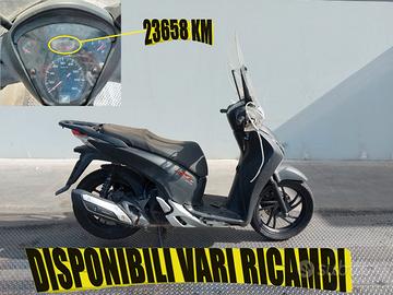 HONDA SH 150i ANNO 2016 x RICAMBI