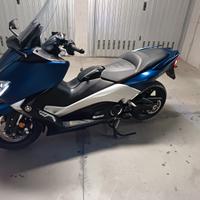 Yamaha T Max 530 - 2017