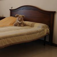 Camera da letto matrimoniale in noce