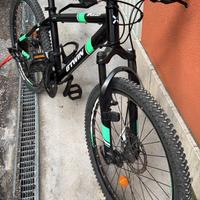 Splendida mtb cerchio da 24 amm. E freni a disco