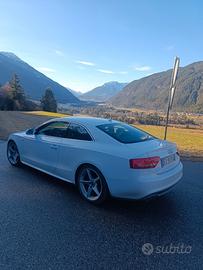 Audi a5 2.0 TDI 2011