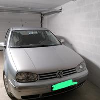 Wolksvagen Golf 1.6 105 CV