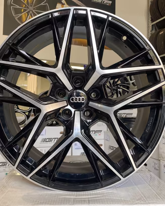 Cerchi Audi raggio 18 NUOVI cod.74384