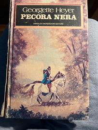 Pecora Nera Georgette Heyer