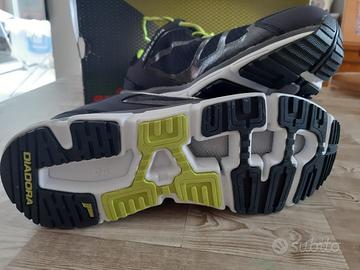 Diadora nuove numero 42 5 Abbigliamento e Accessori In vendita a