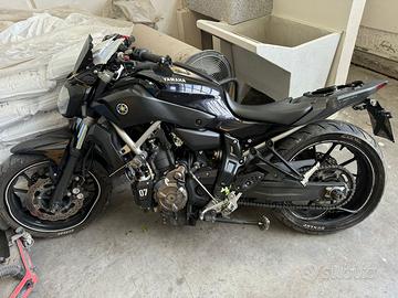 Yamaha MT-07 2014 35KW (a2) incidentata