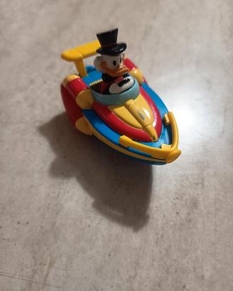 Zio Paperone con motoscafo Disney 