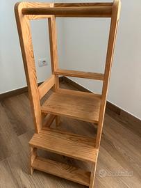 Torre montessoriana in legno