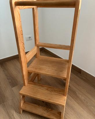 Torre montessoriana in legno