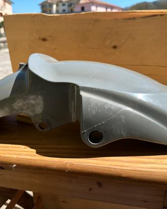 Parafango Yamaha FZ6 Danneggiato