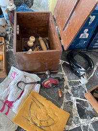 Attrezzi per materasse con cassetta