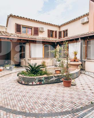 Ampia casa di corte campidanese