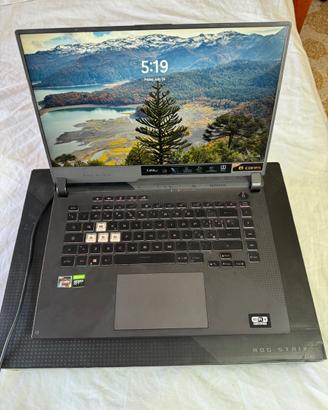 Asus ROG Strix g513
