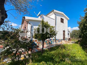 Villa bifamiliare Olbia [Cod. rif 3210373VRG]