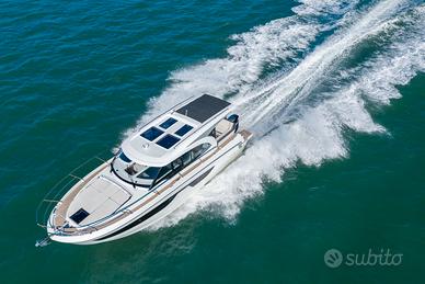 BENETEAU ANTARES 11 COUPE e 11 FLY